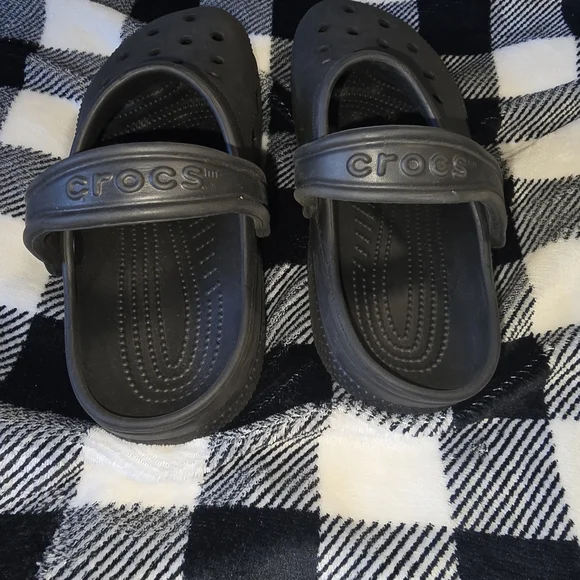 Black Crocs Clogs - Picture 3 of 5